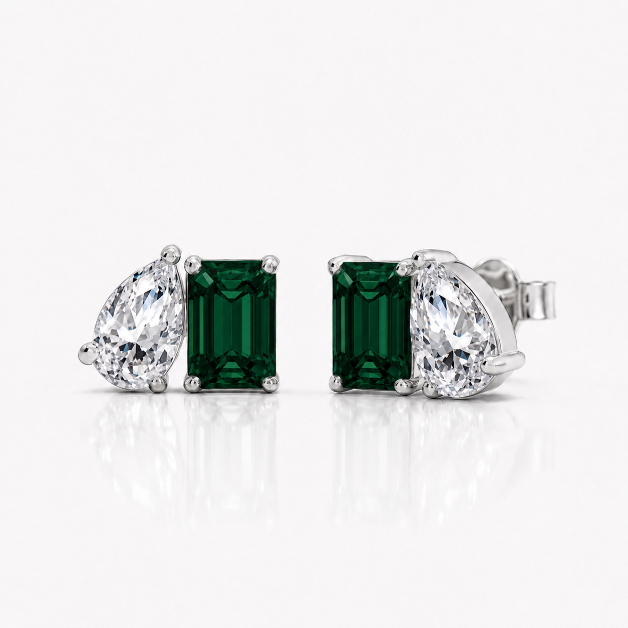 Classic Toi et Moi earrings in green