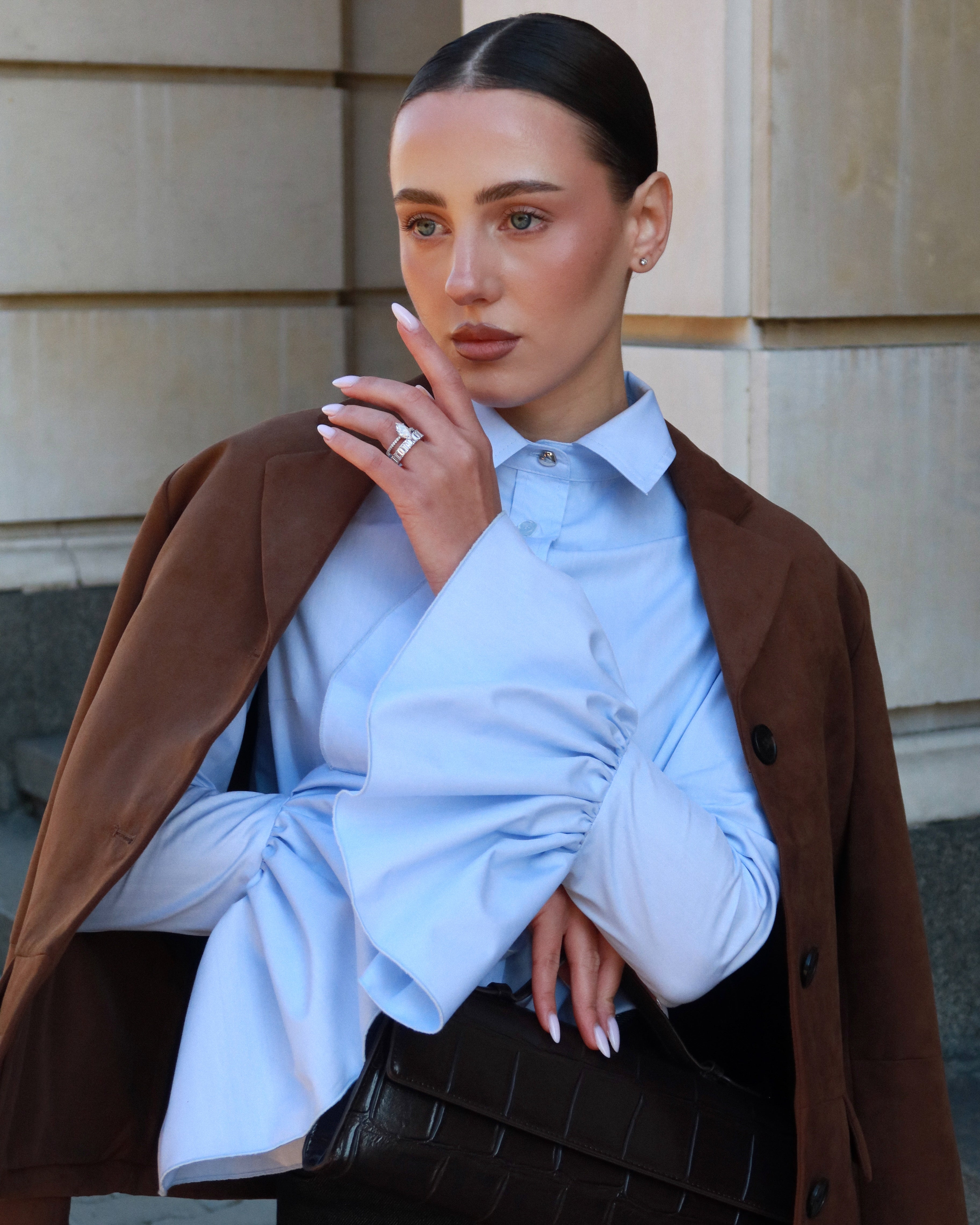 Комплектът Crystal Garden Kapi Marquise