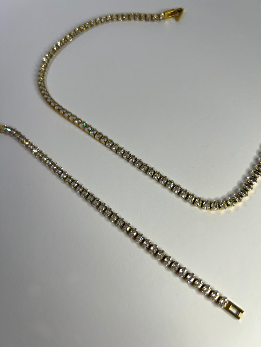 18K gold plated tennis necklace, with oval white cubic zirconia stones