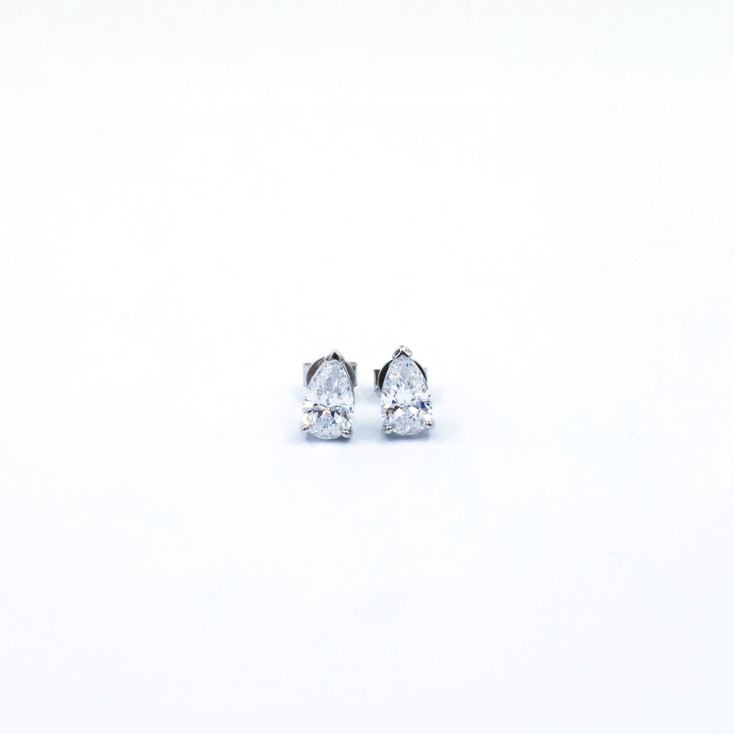 Waterdrop stud earrings