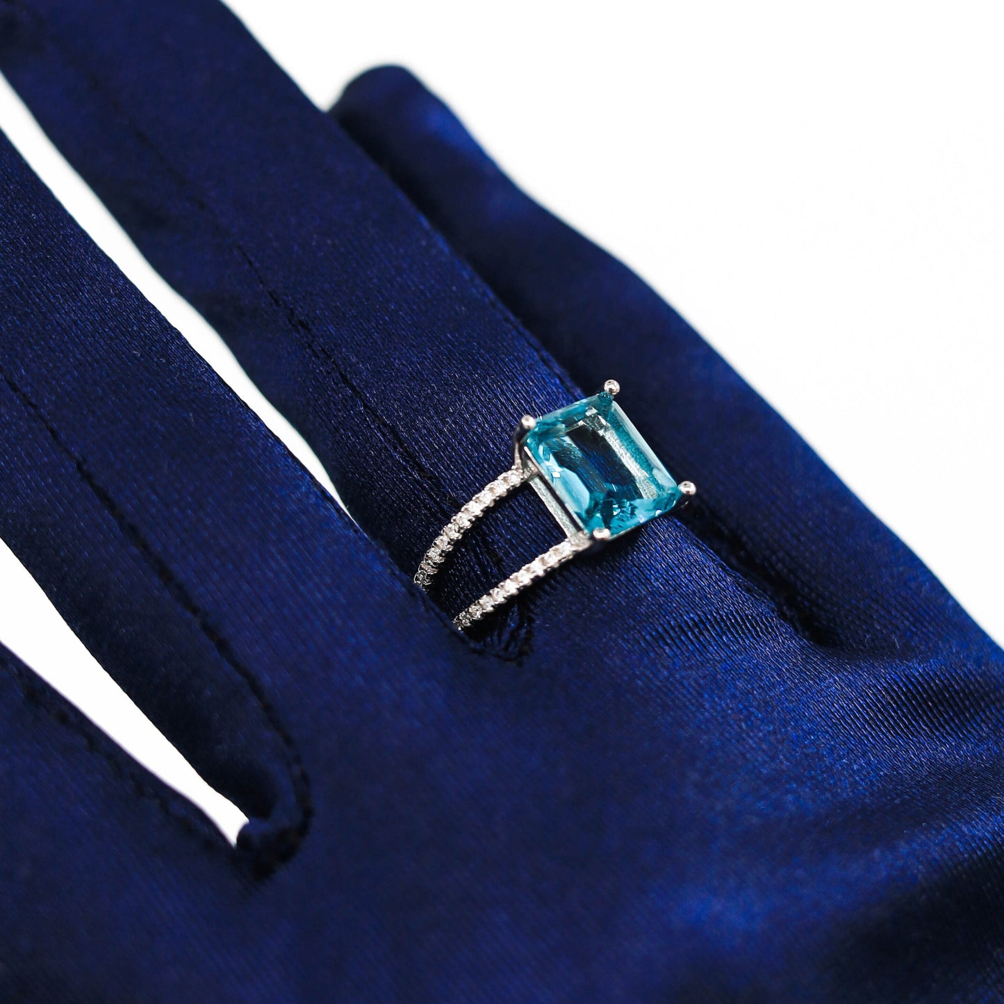 Rectangular Ring Blue Dimension