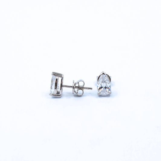 Waterdrop stud earrings