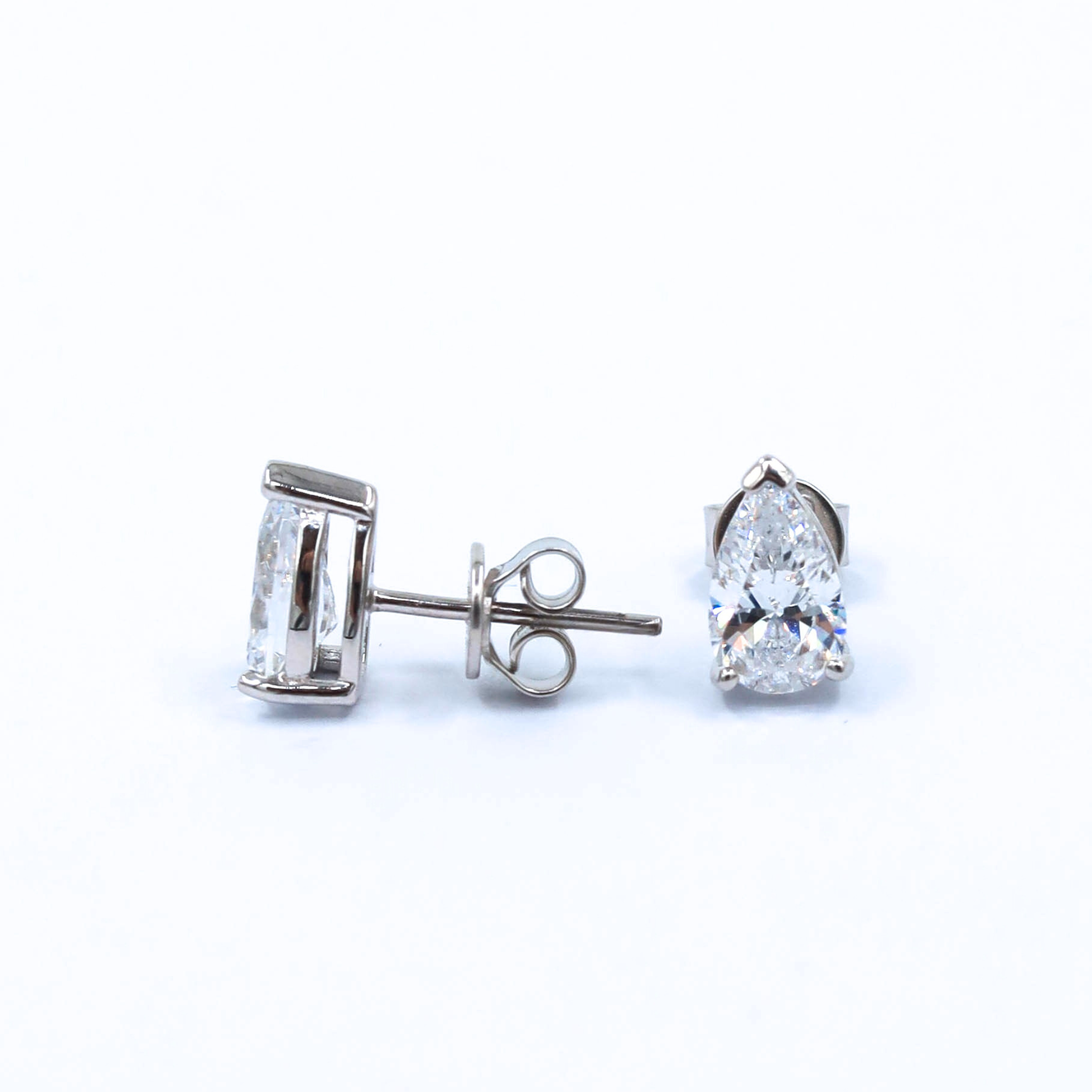 Waterdrop stud earrings