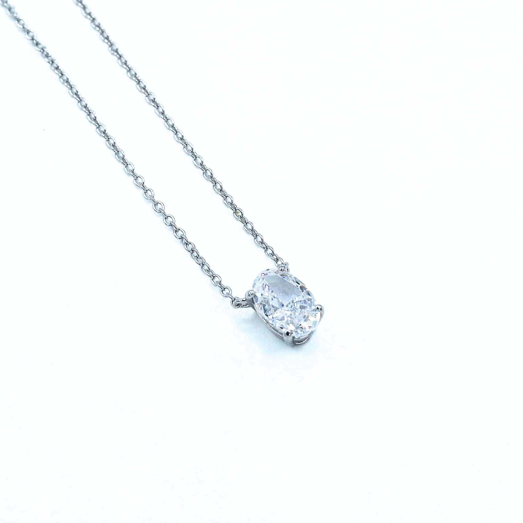 Collier ovale Anika en argent